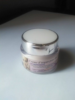 Creme with Argan for the care of your eyes